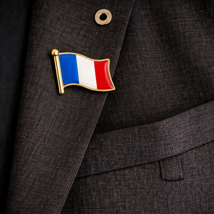 3 Pin's Drapeaux — Europe
