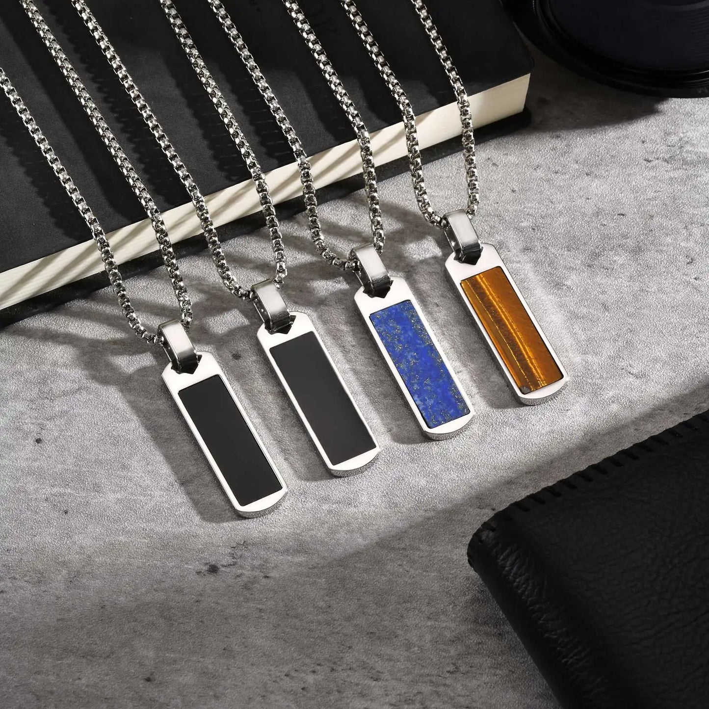 Collier Barre Pierre Naturelle — Style Minimaliste